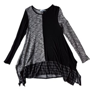 30. Cielo Blue Mixed Knit Top Black Gray Boho Flowy Plaid Ruffle Size M 19in P2P